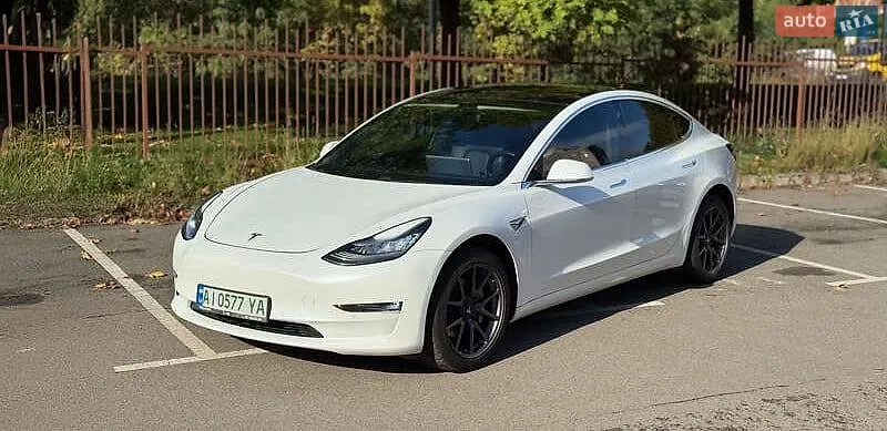 Tesla Model 3, 2018