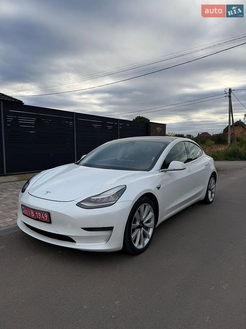 Tesla Model 3, 2019