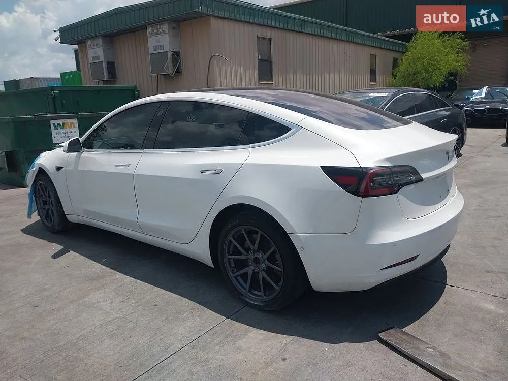 Tesla Model 3, 2018