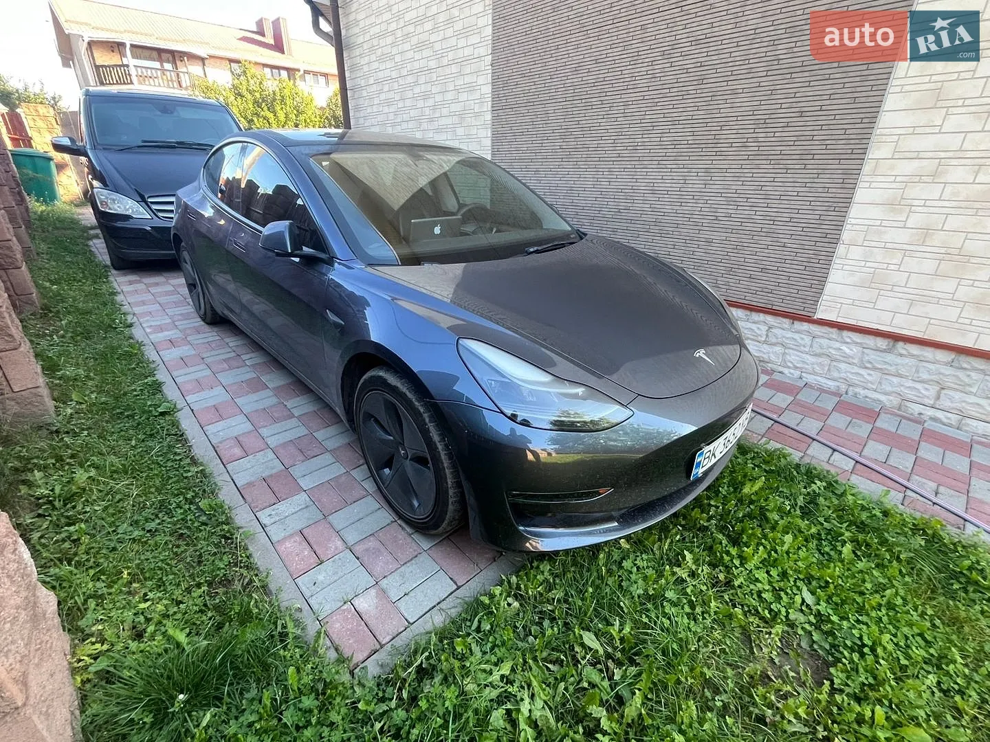 Tesla Model 3, 2023
