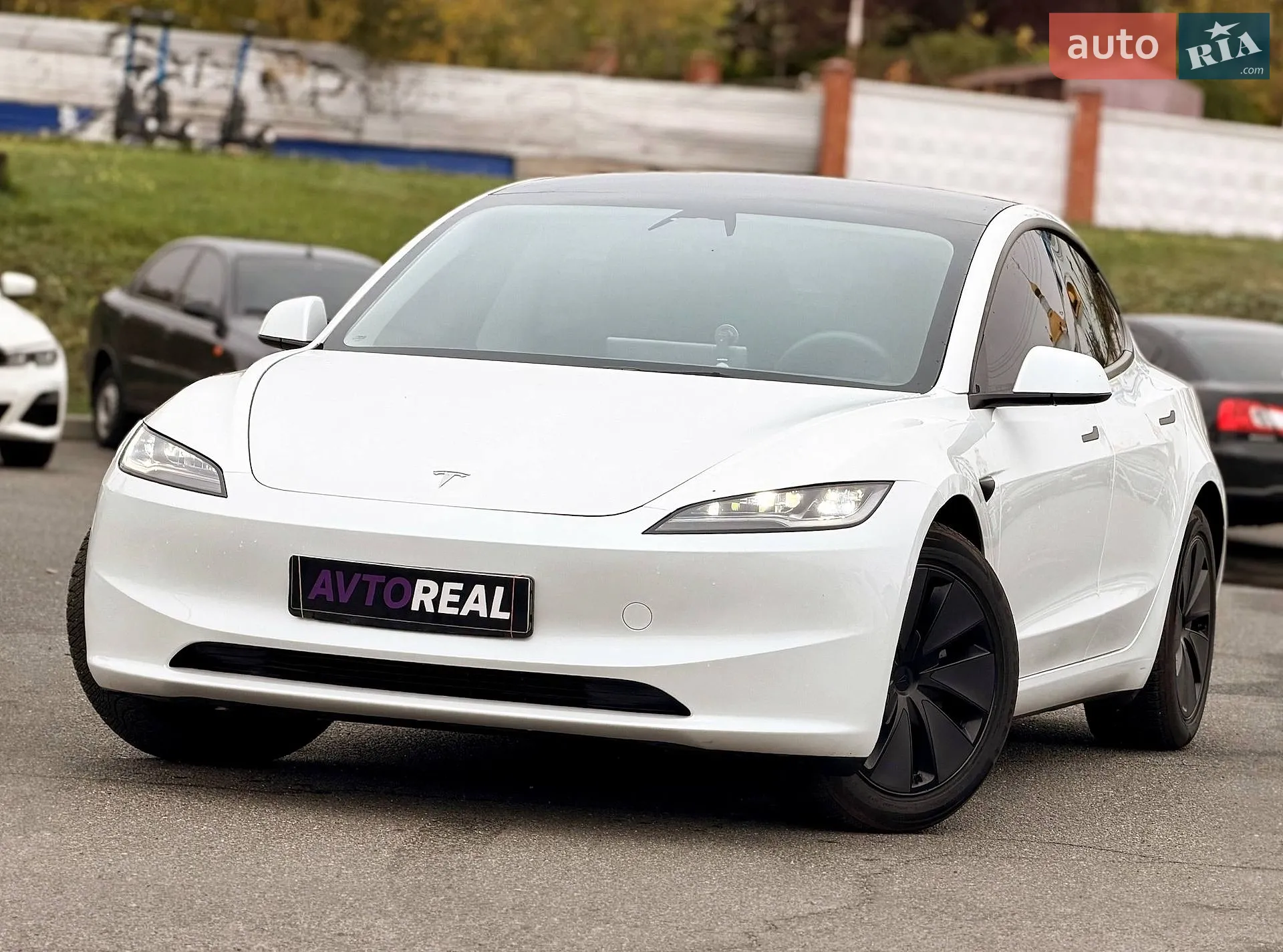 Tesla Model 3, 2025
