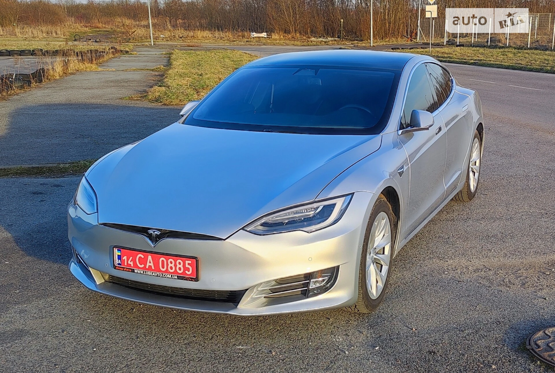 Tesla Model S, 2018