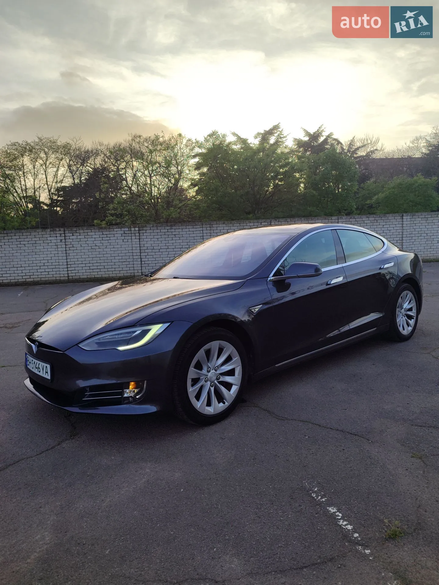 Tesla Model S, 2016