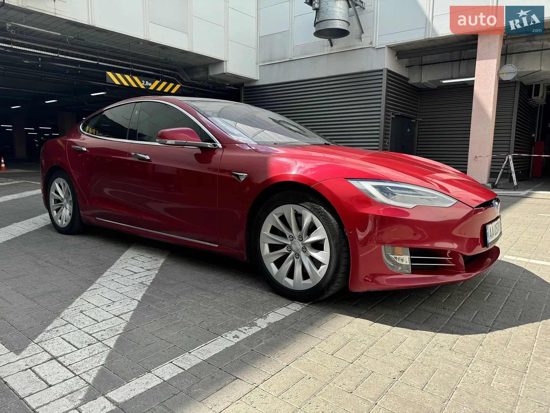 Tesla Model S, 2018