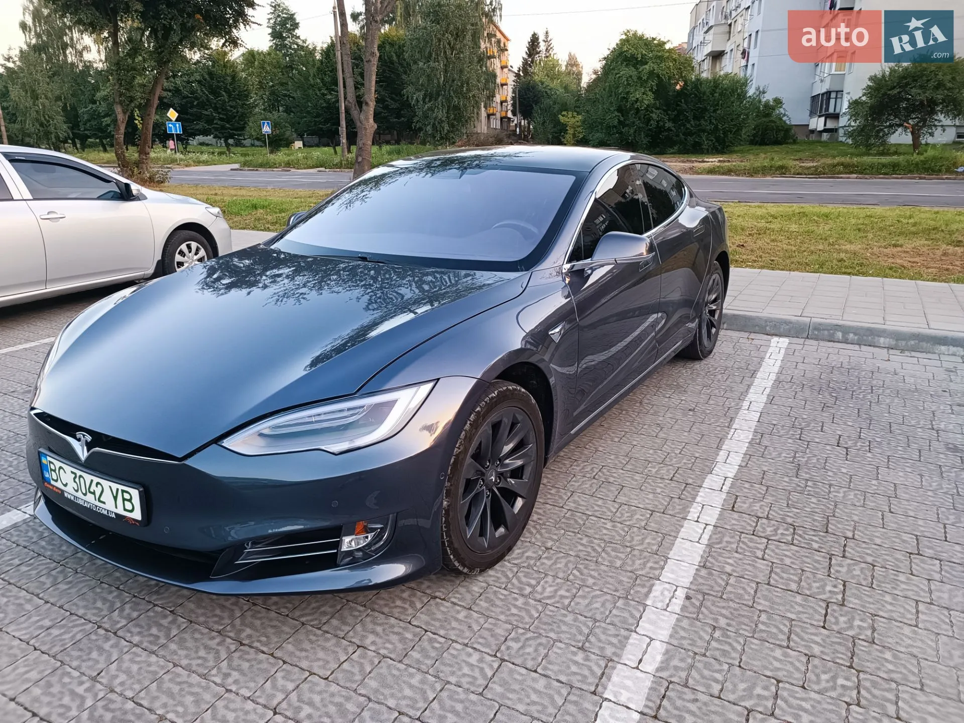 Tesla Model S, 2019