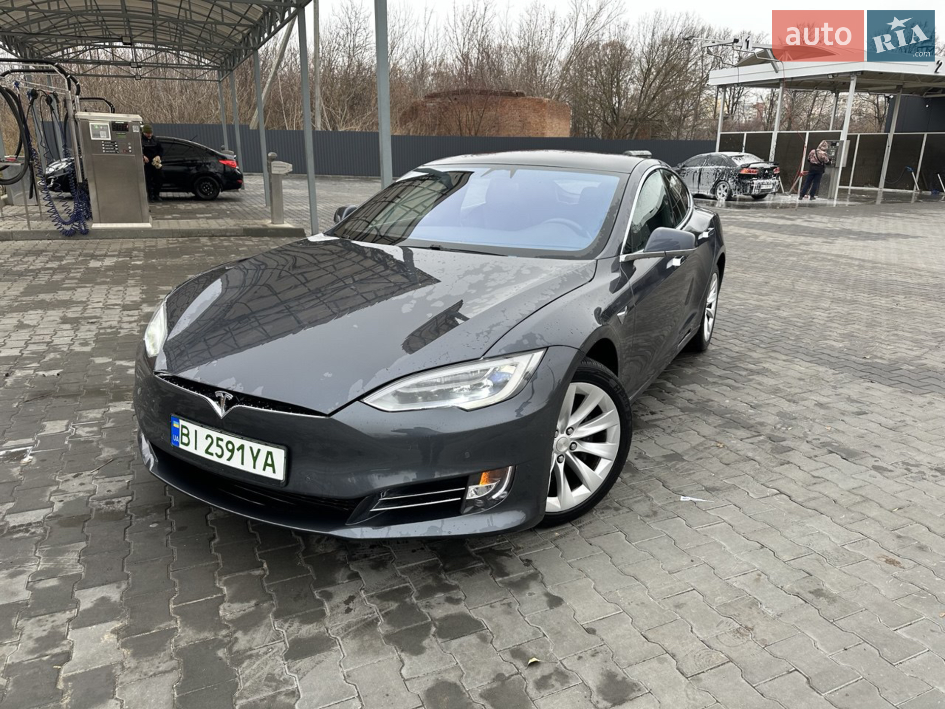 Tesla Model S, 2018