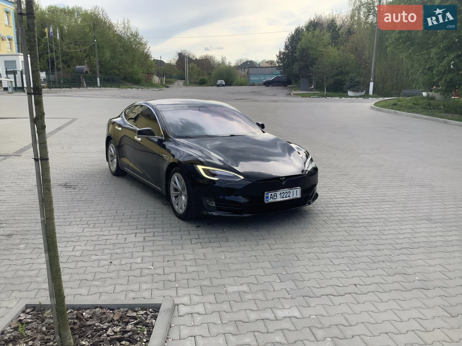 Tesla Model S, 2017