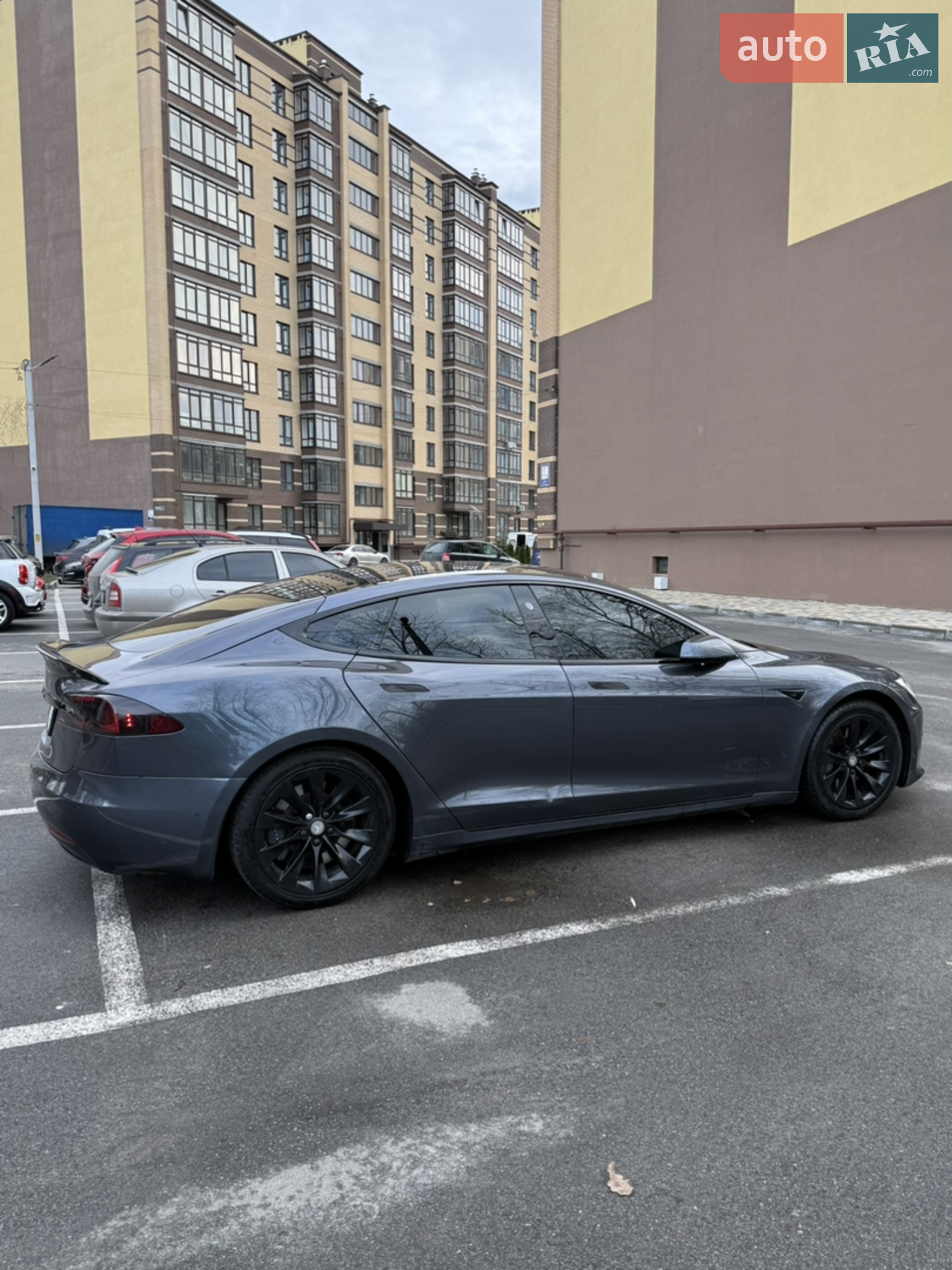 Tesla Model S, 2018