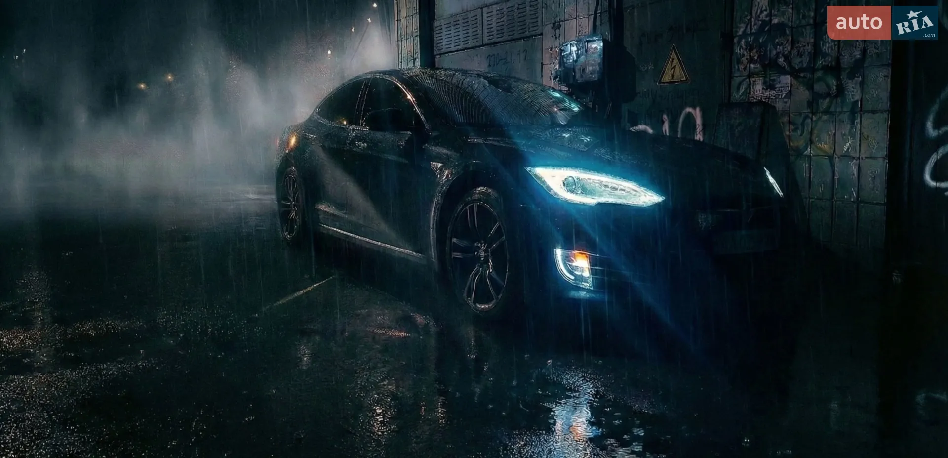 Tesla Model S, 2012