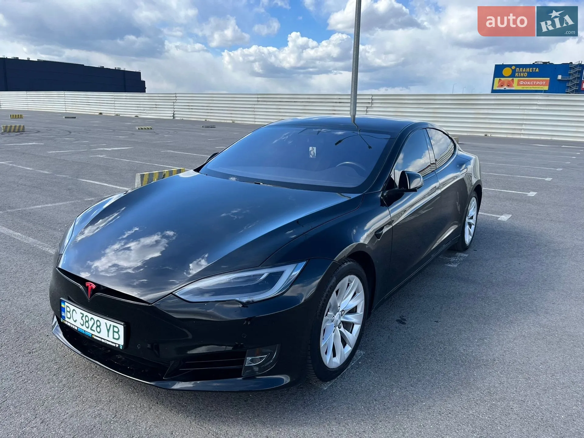 Tesla Model S, 2018