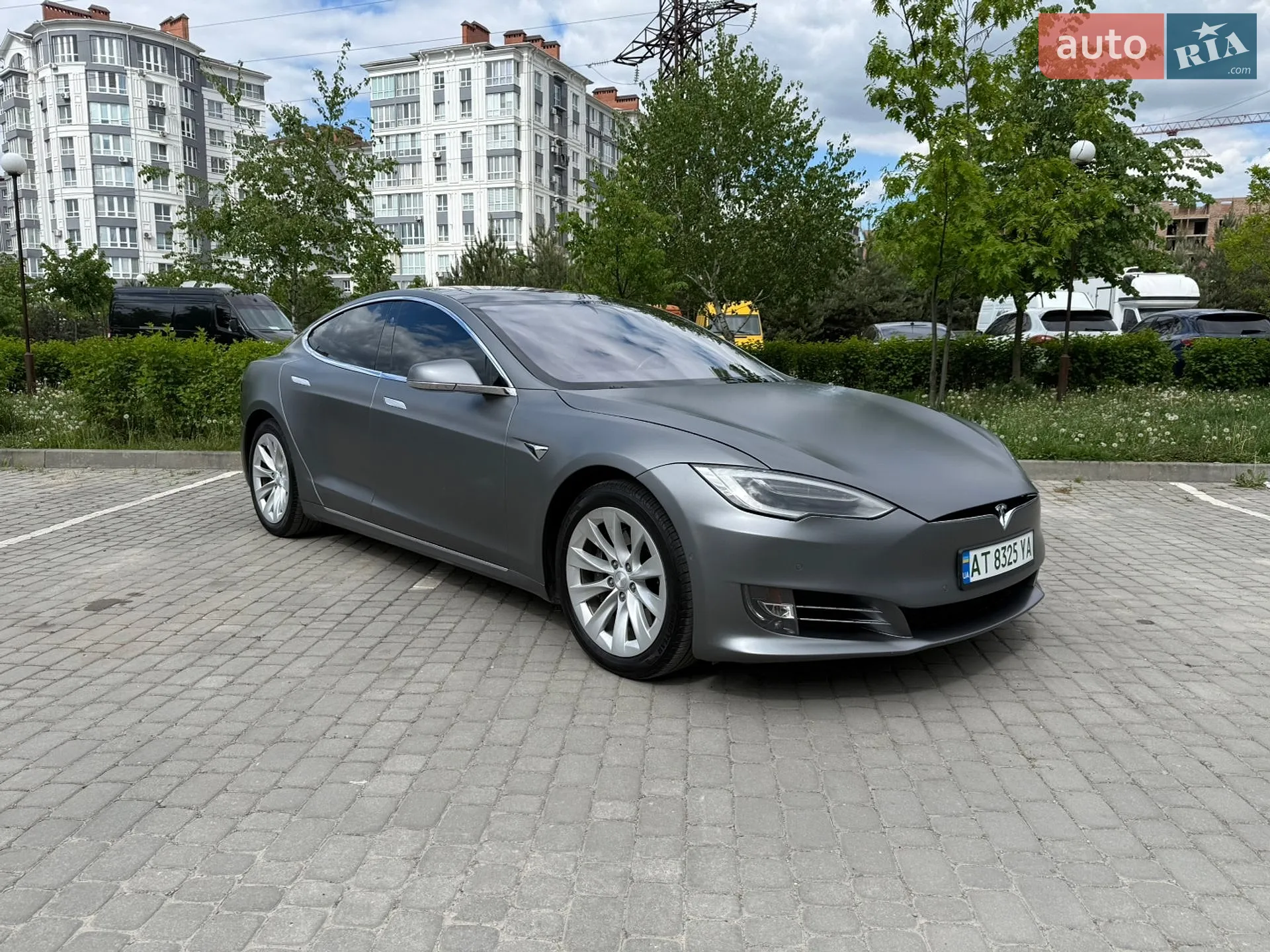 Tesla Model S, 2017