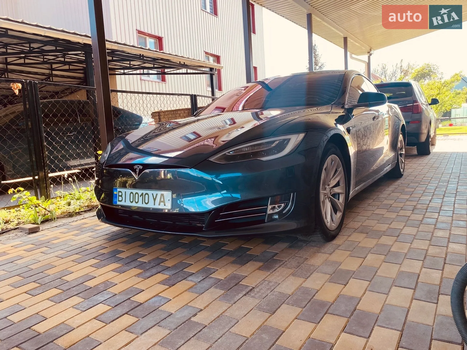 Tesla Model S, 2017