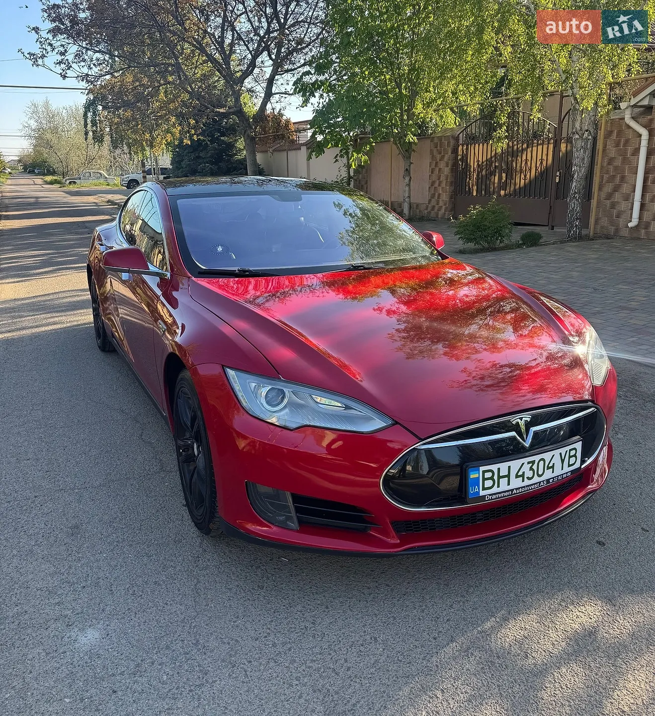 Tesla Model S, 2013