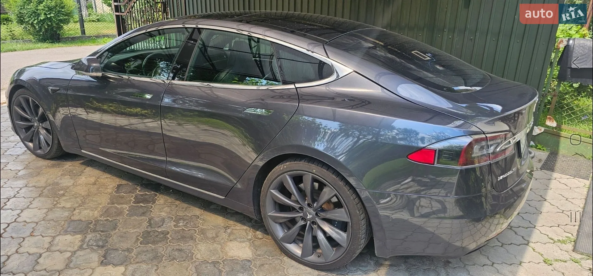 Tesla Model S, 2017