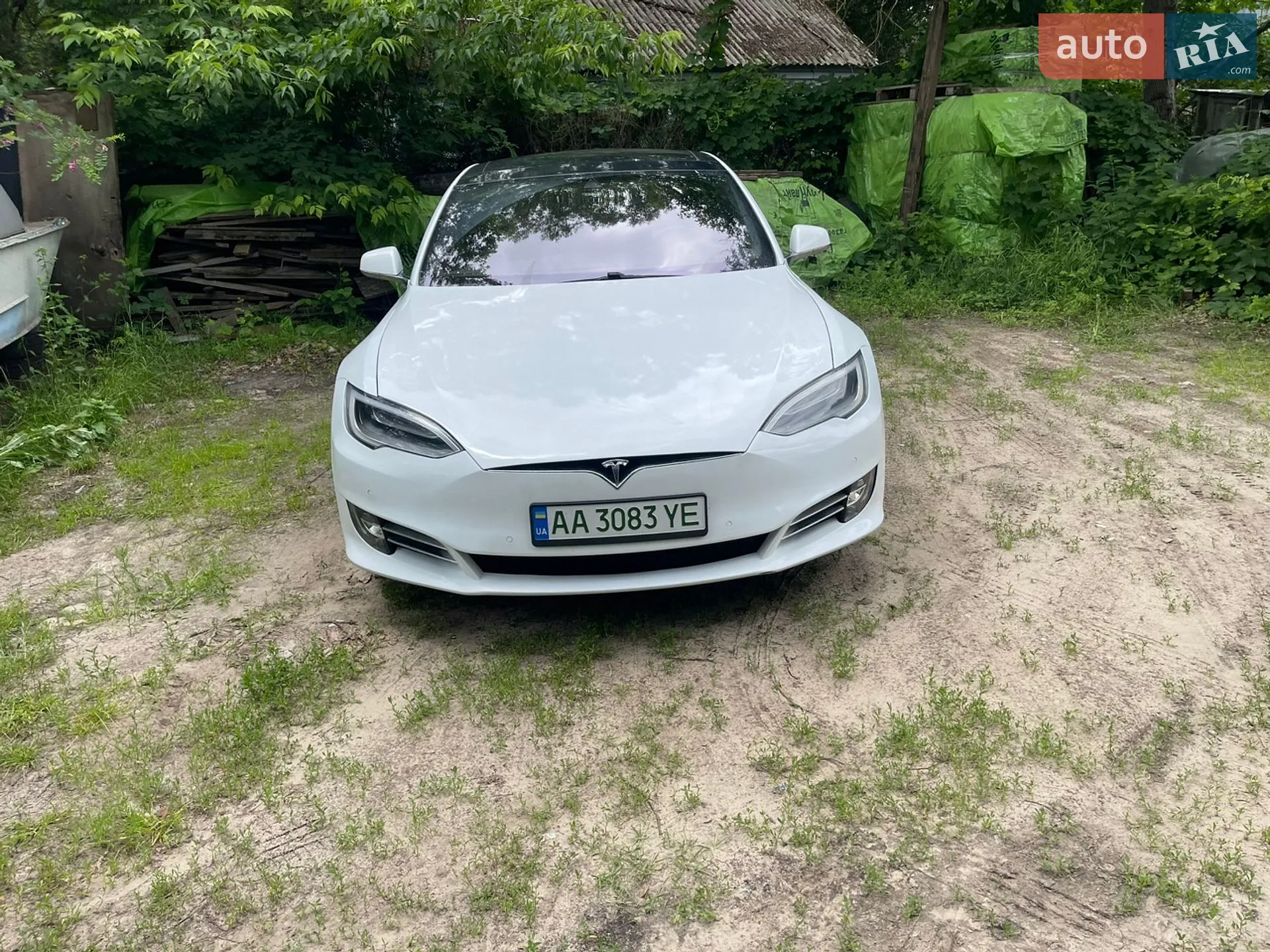Tesla Model S, 2016