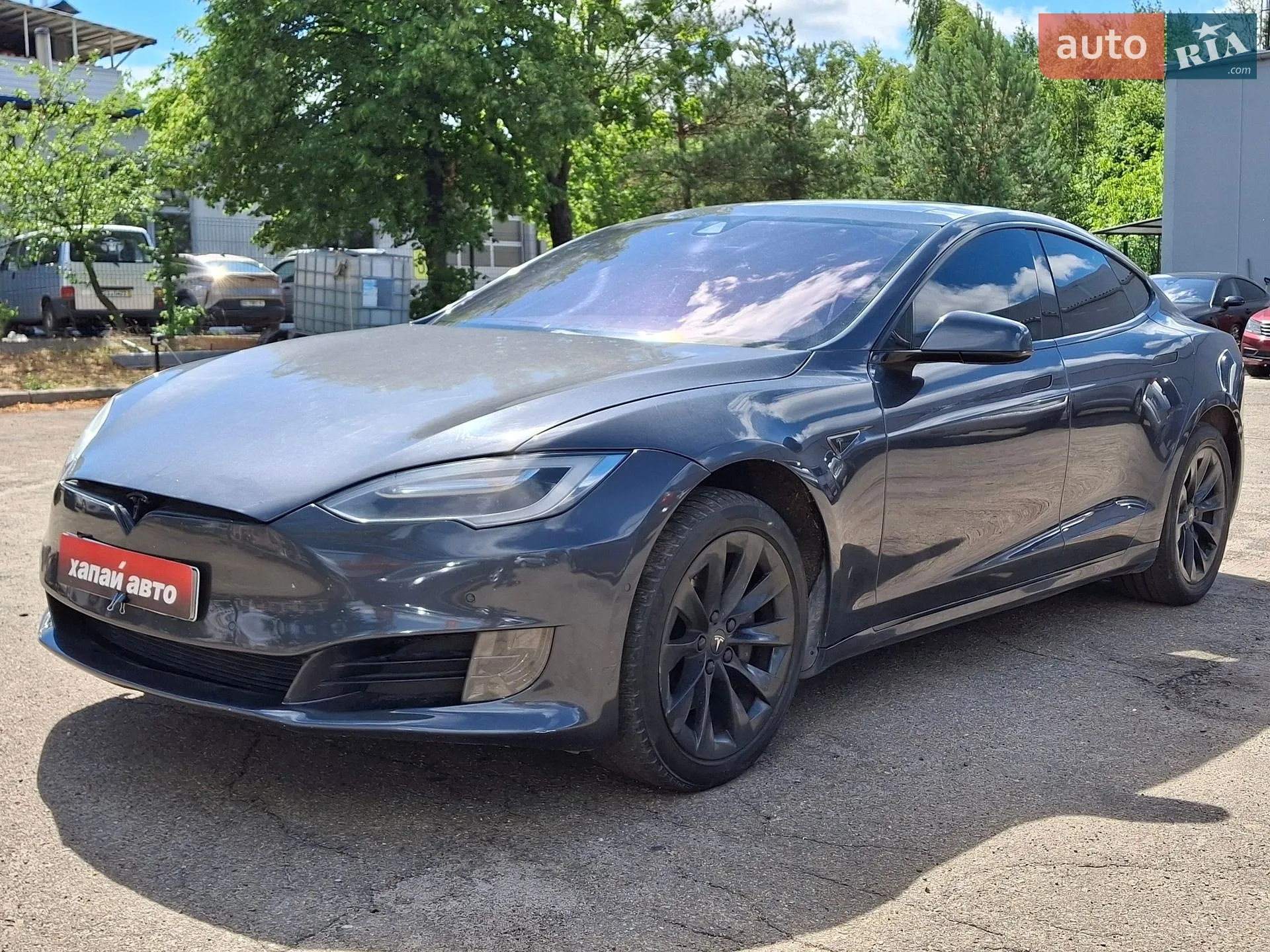 Tesla Model S, 2016