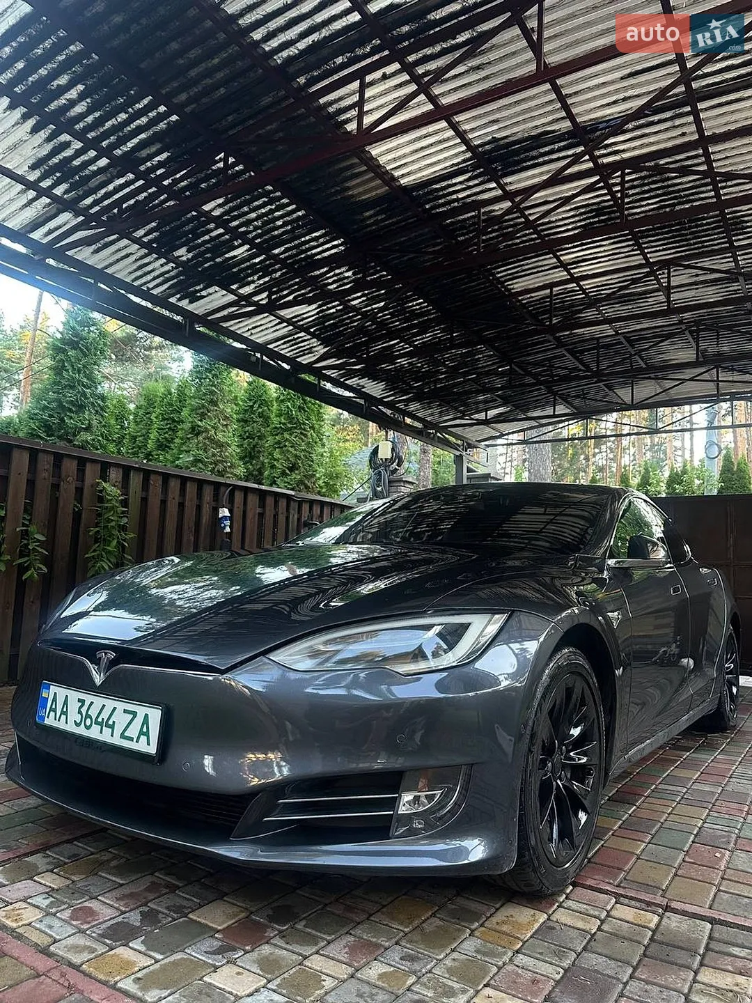 Tesla Model S, 2019
