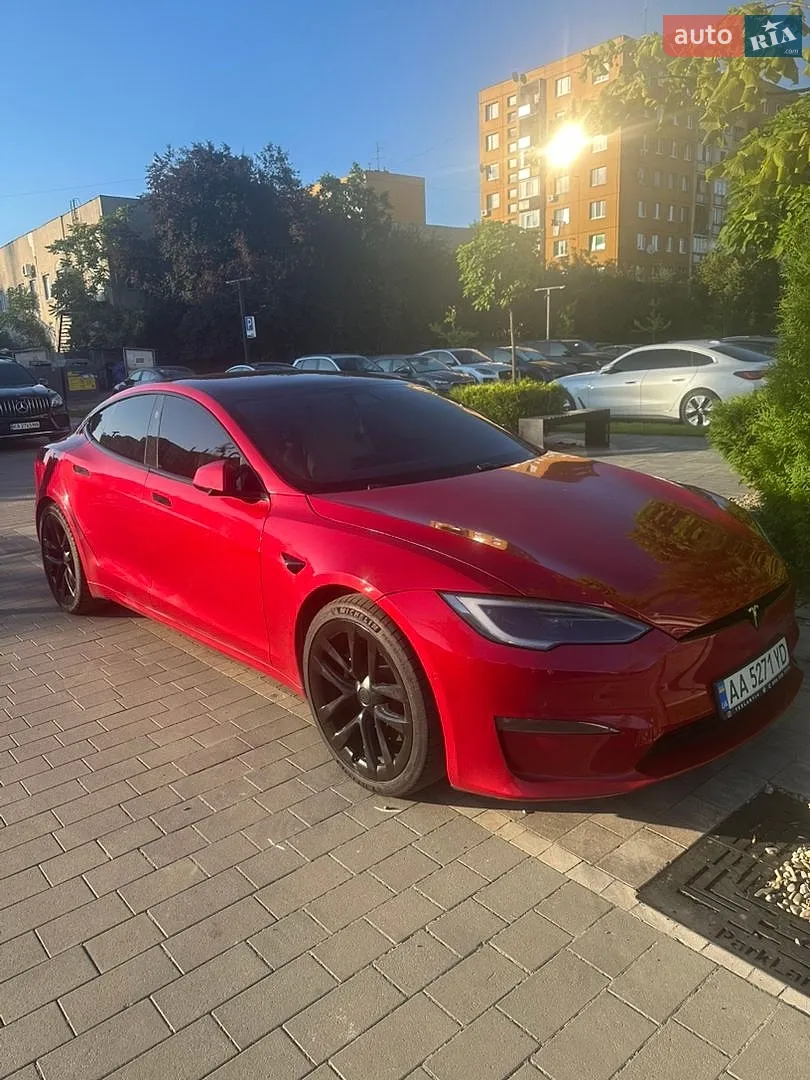 Tesla Model S, 2021