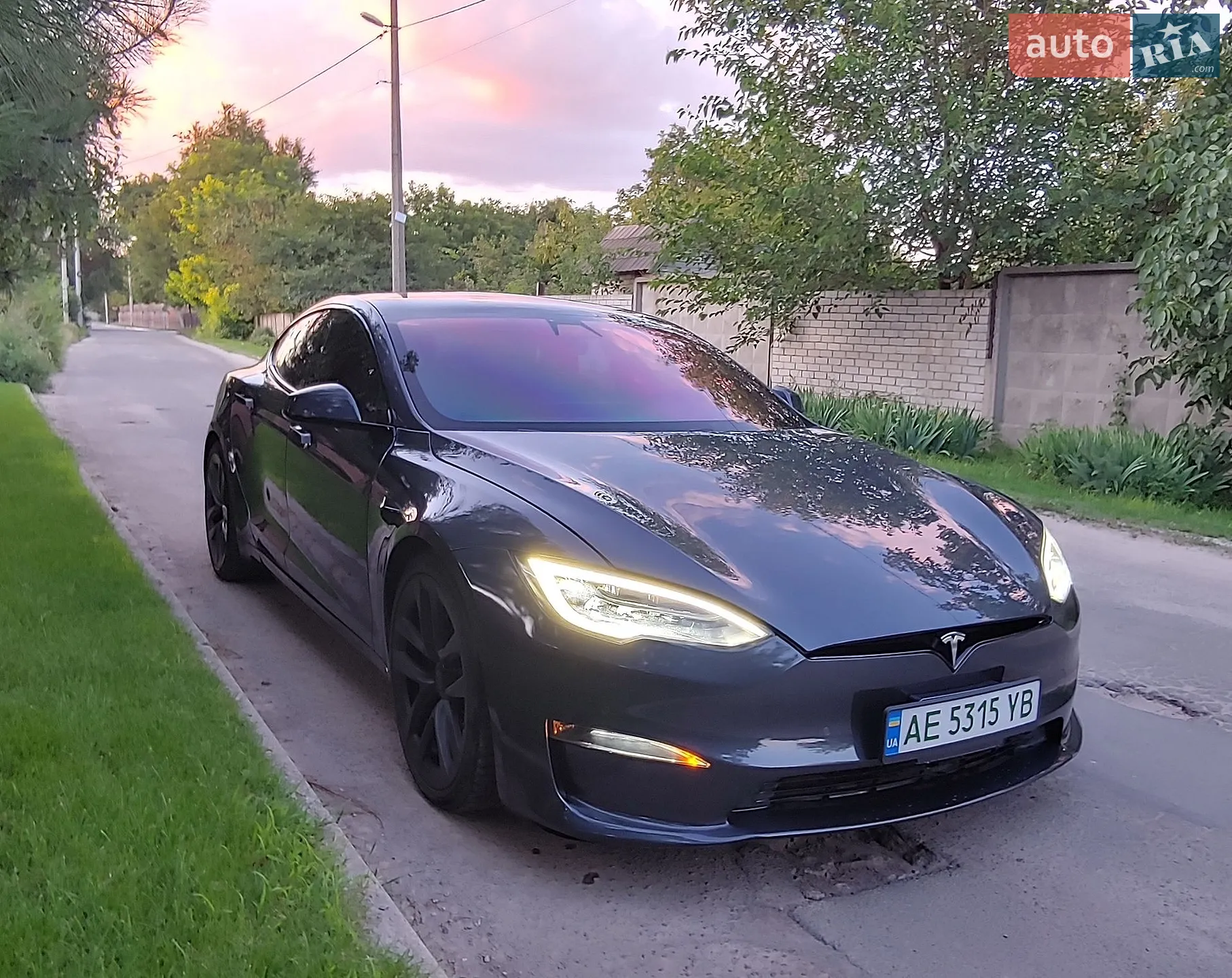Tesla Model S 2021 — 1