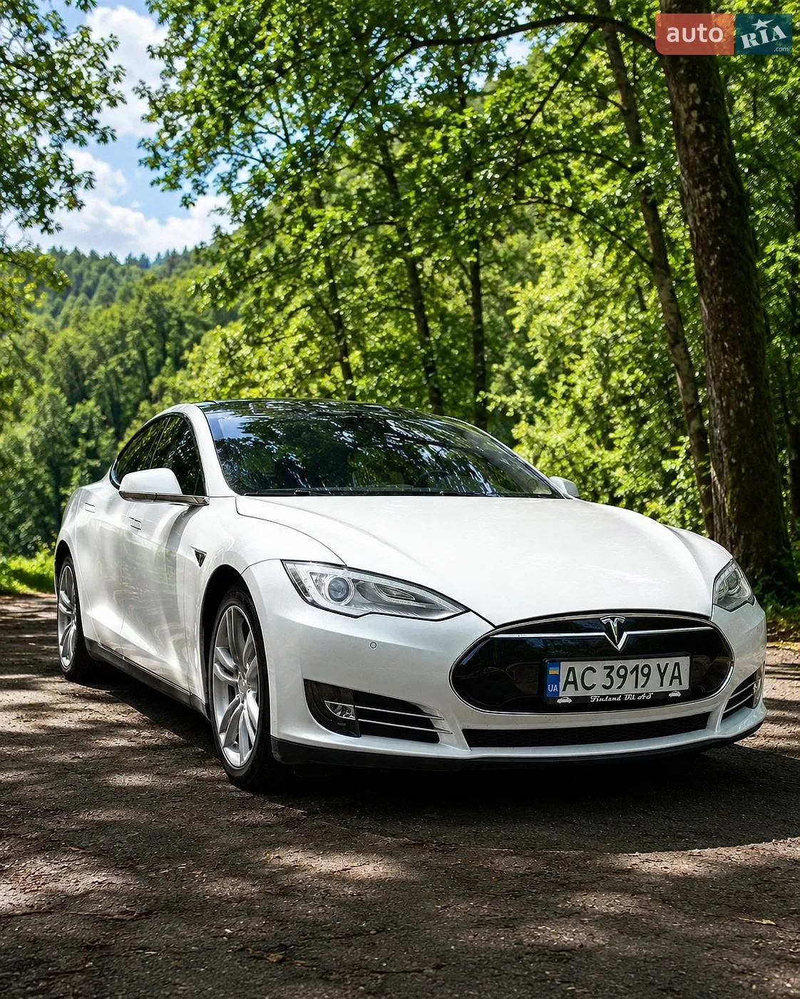 Tesla Model S, 2013
