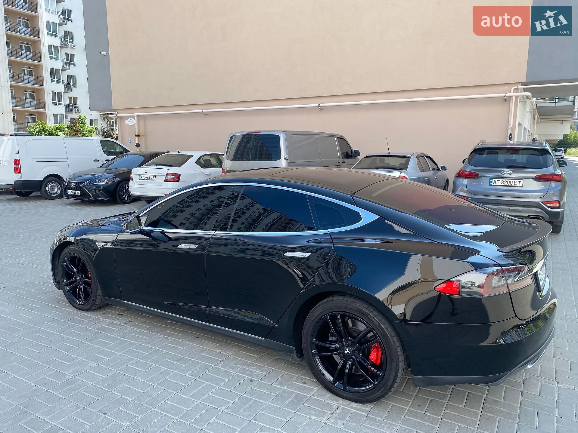 Tesla Model S, 2014