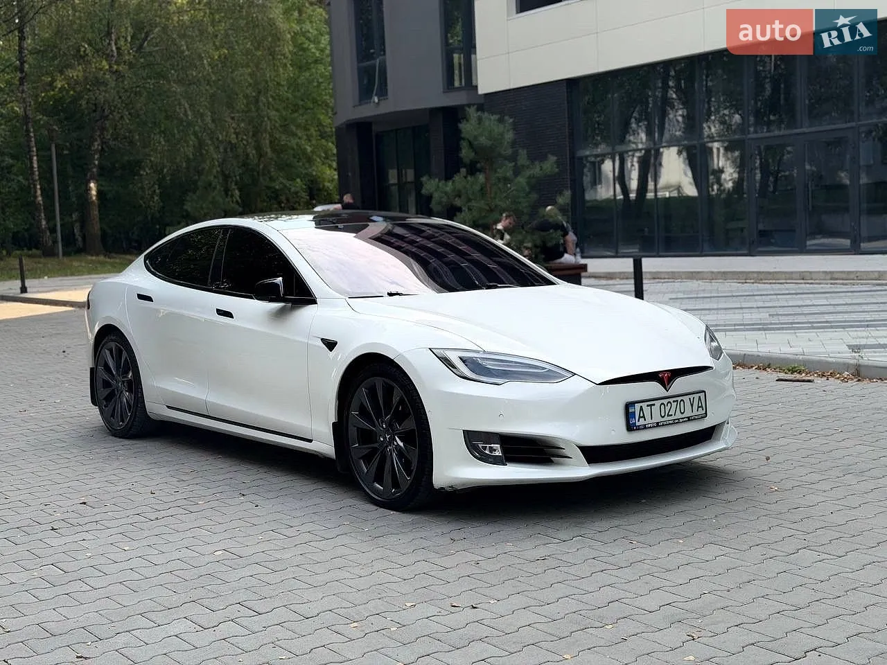 Tesla Model S, 2017