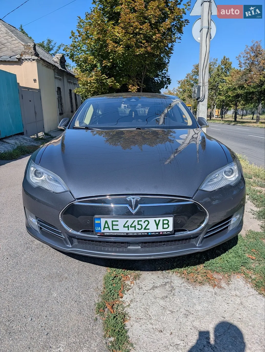 Tesla Model S, 2014