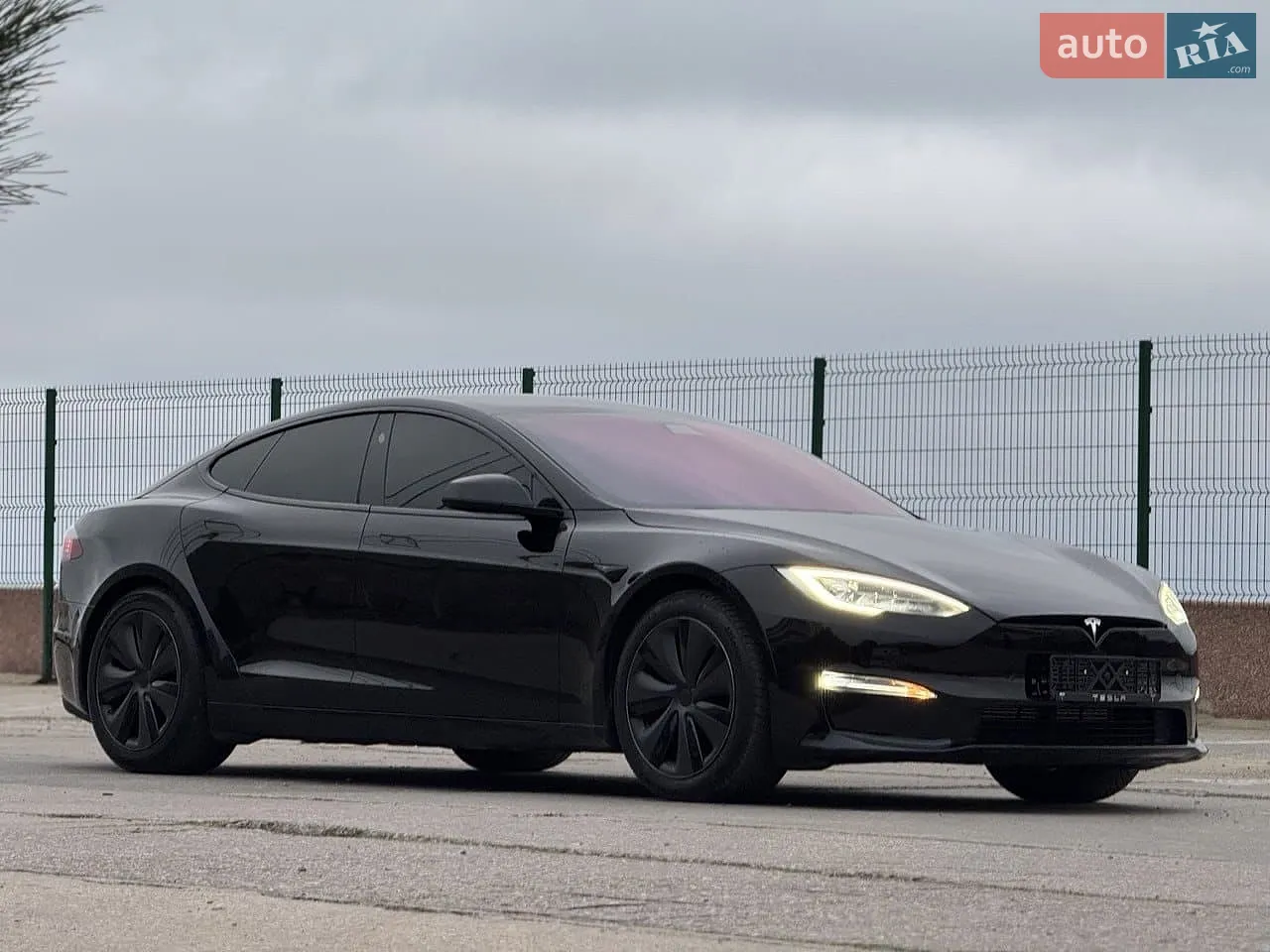 Tesla Model S, 2023