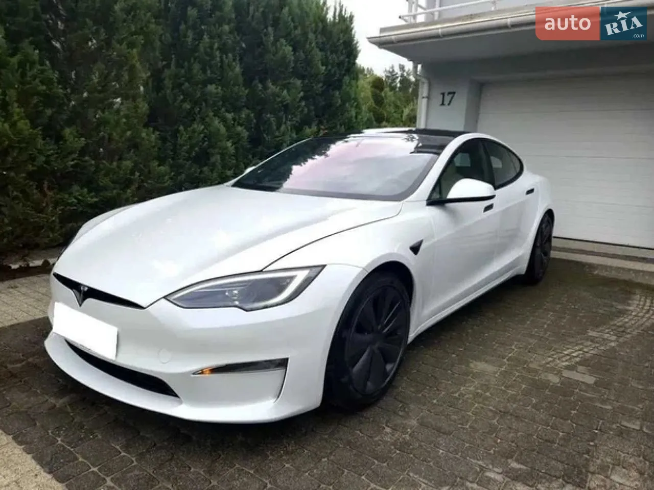 Tesla Model S, 2023