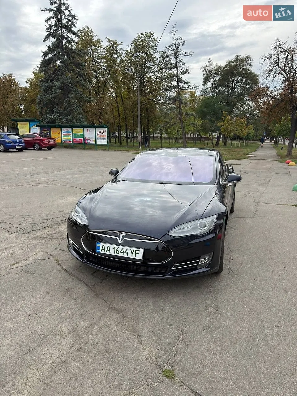 Tesla Model S, 2013