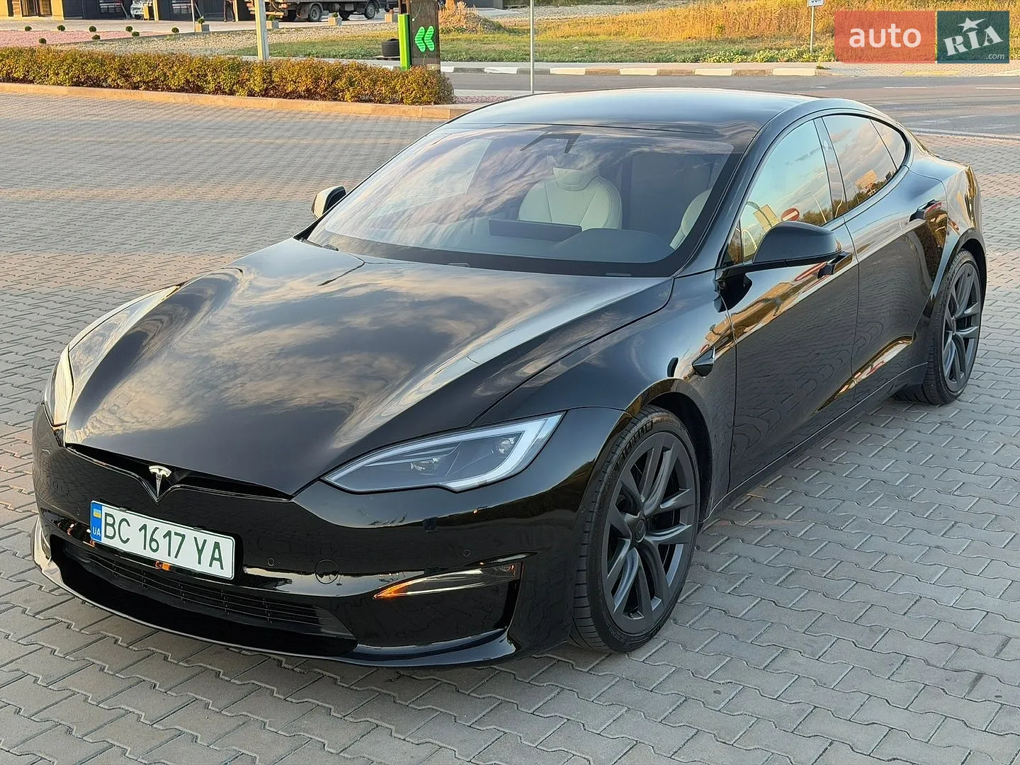 Tesla Model S, 2021