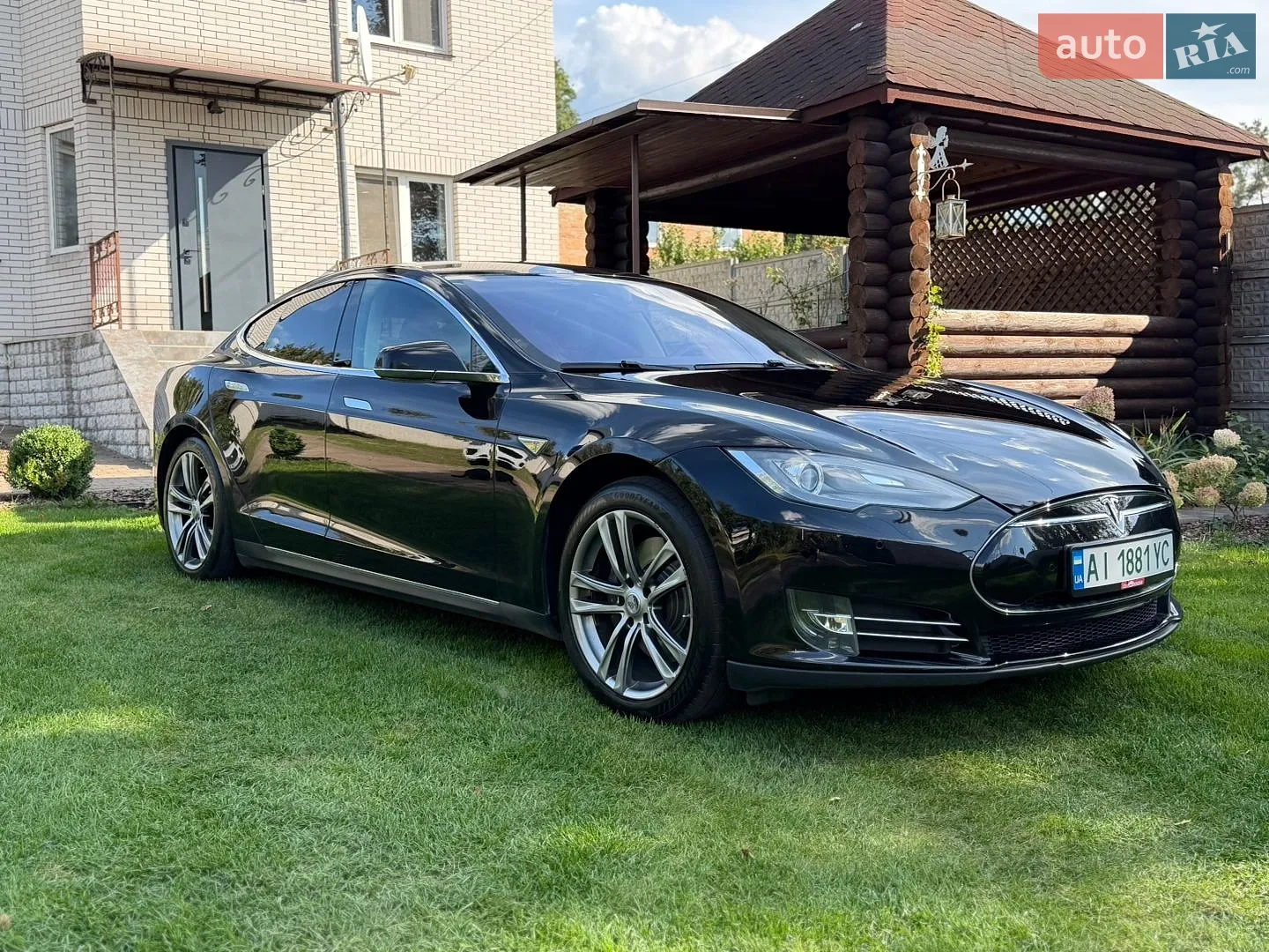 Tesla Model S, 2013