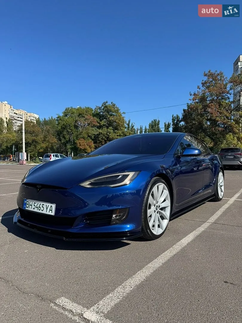 Tesla Model S, 2017