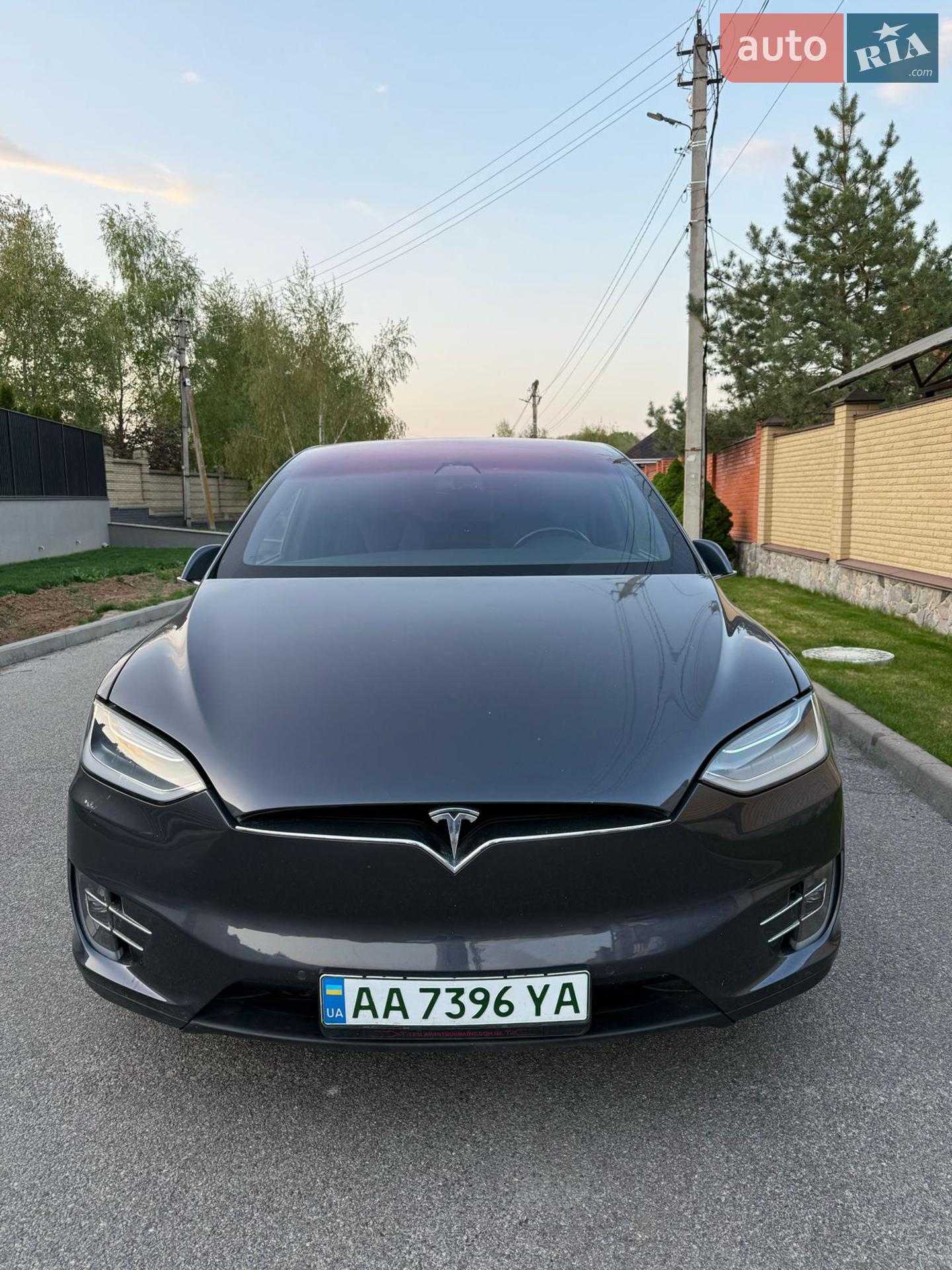 Tesla Model X, 2020