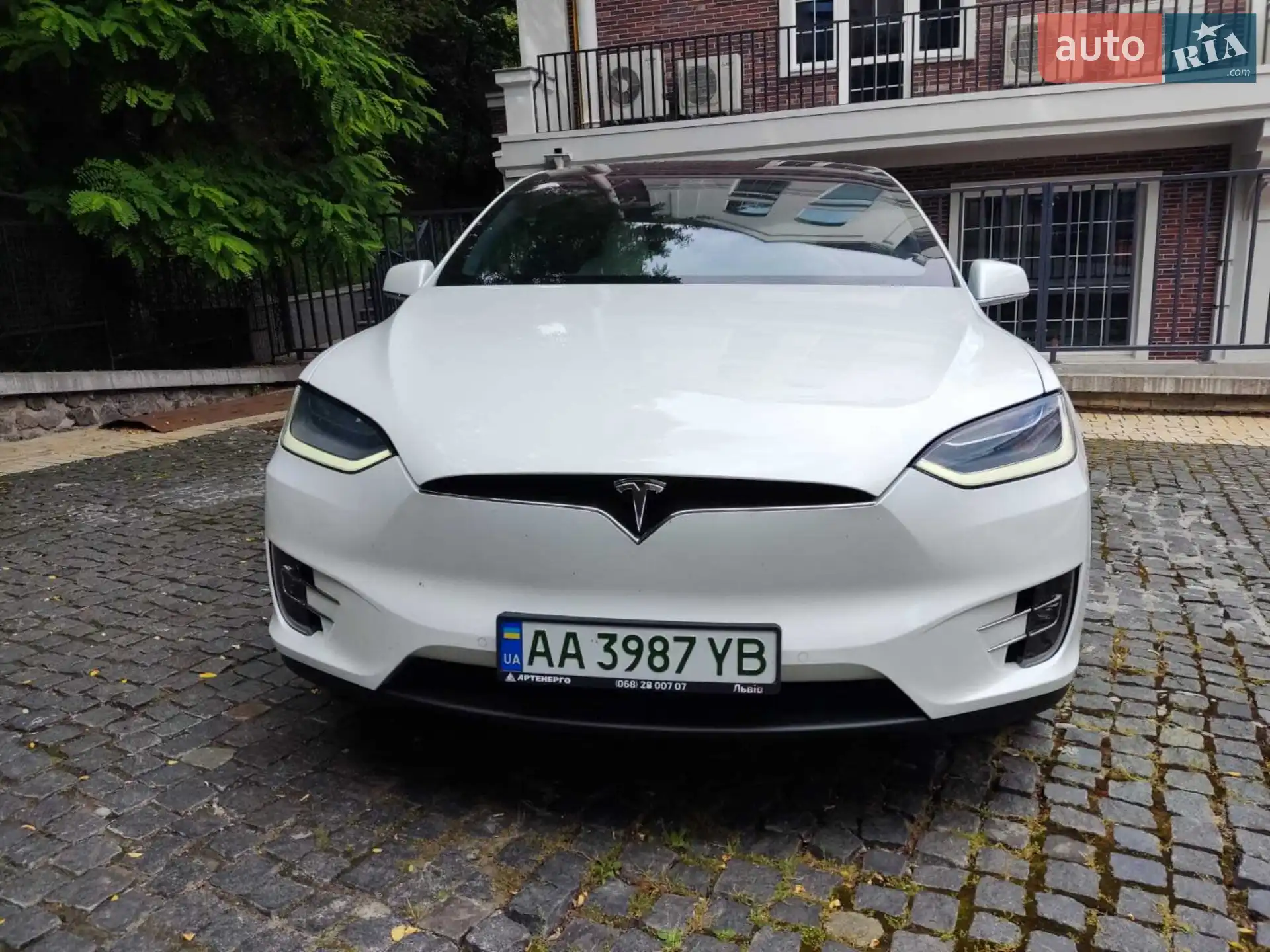 Tesla Model X, 2019