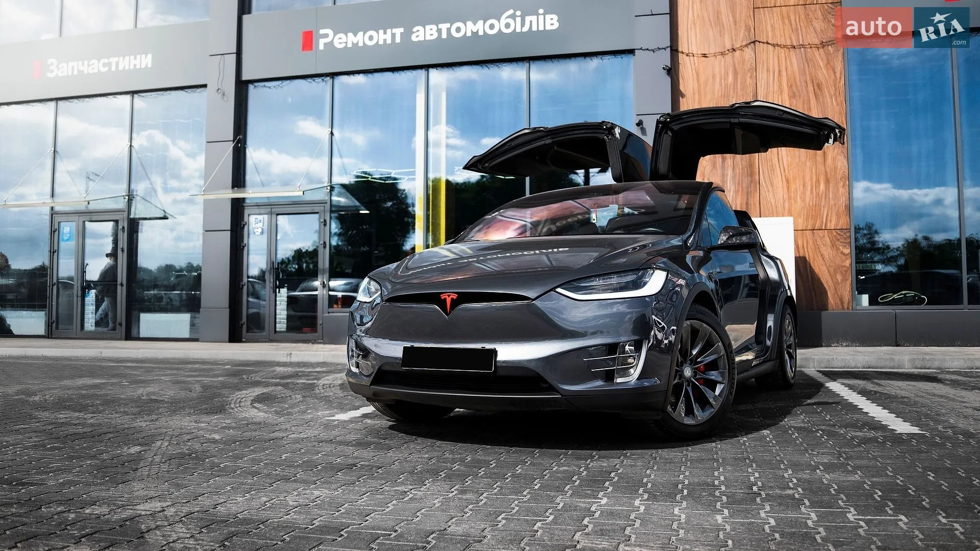 Tesla Model X, 2018