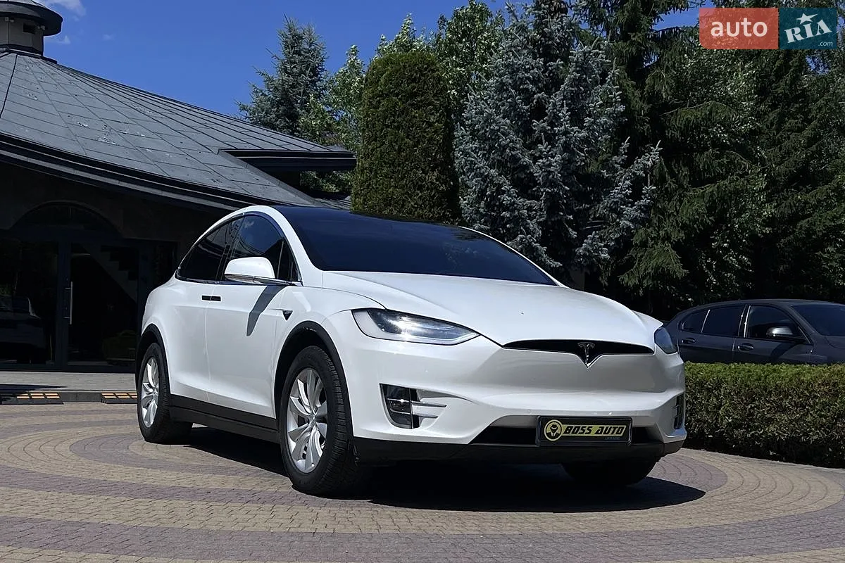 Tesla Model X, 2018
