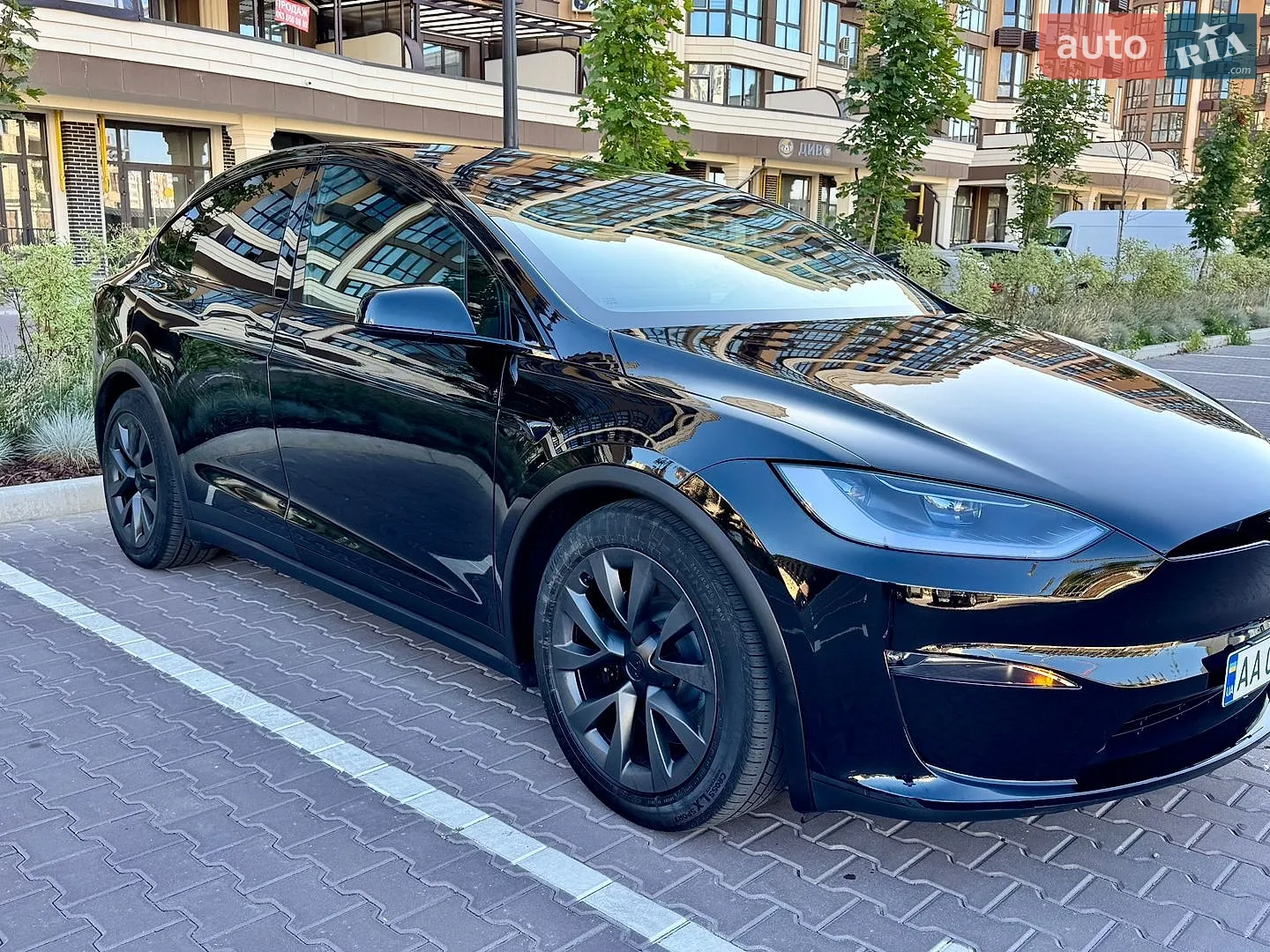 Tesla Model X, 2023