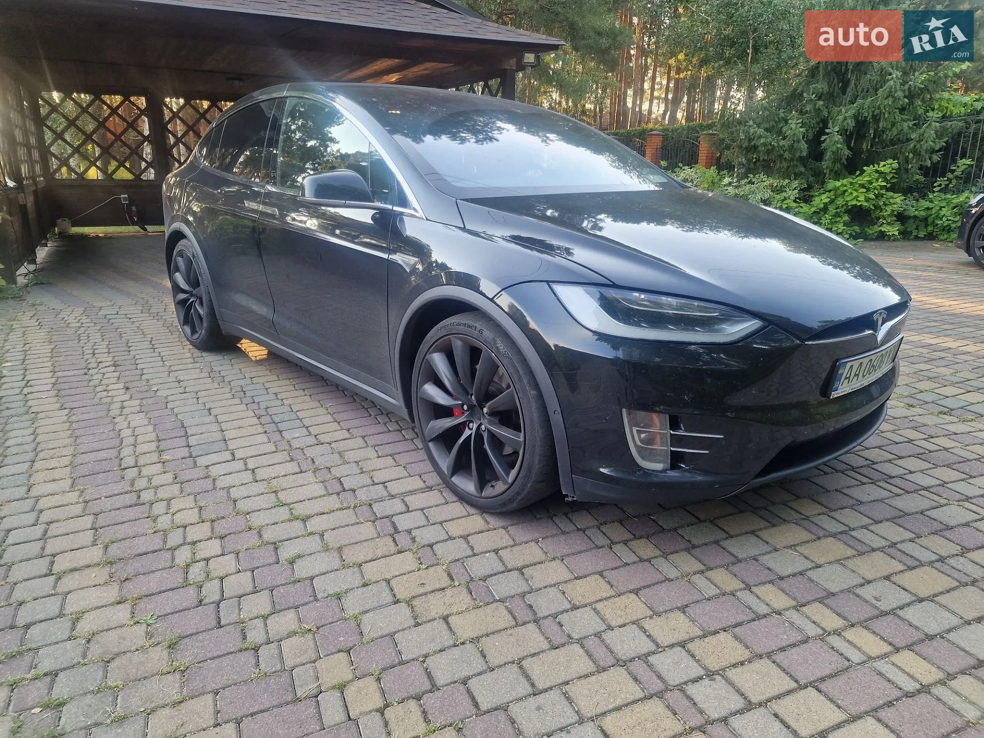 Tesla Model X, 2016