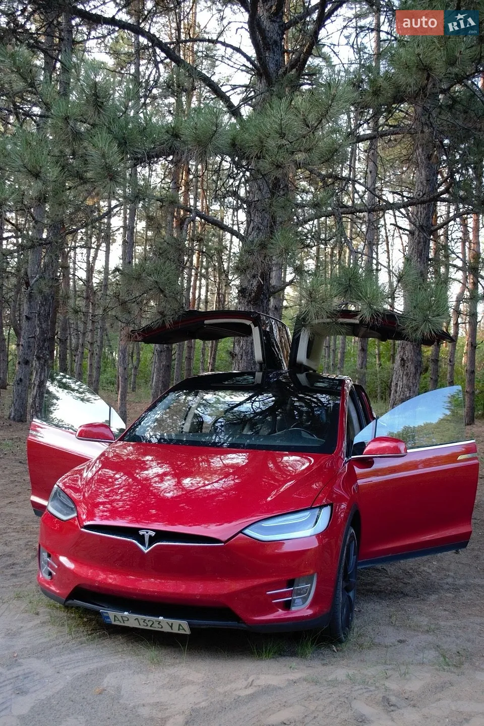 Tesla Model X, 2016