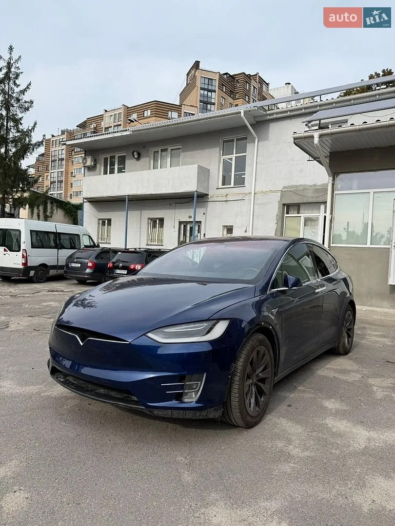 Tesla Model X, 2018