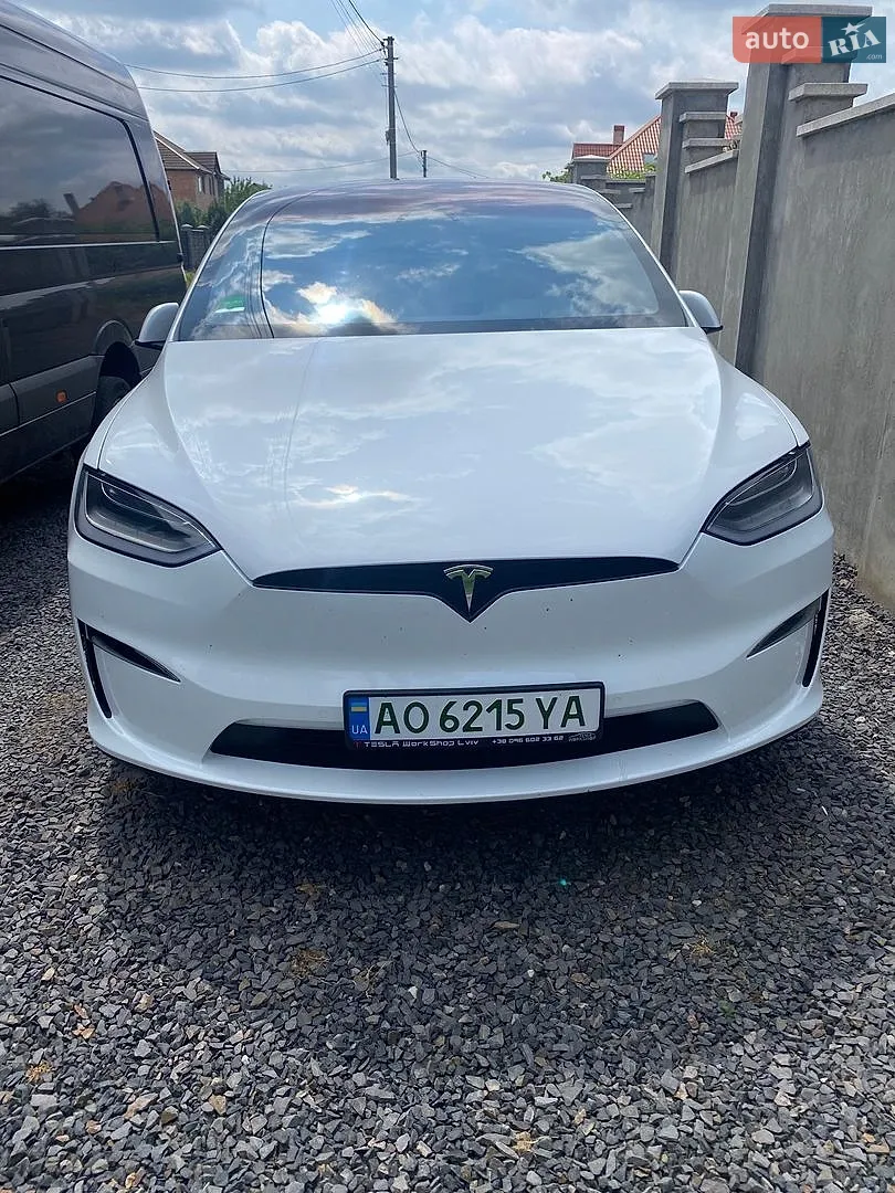 Tesla Model X, 2022
