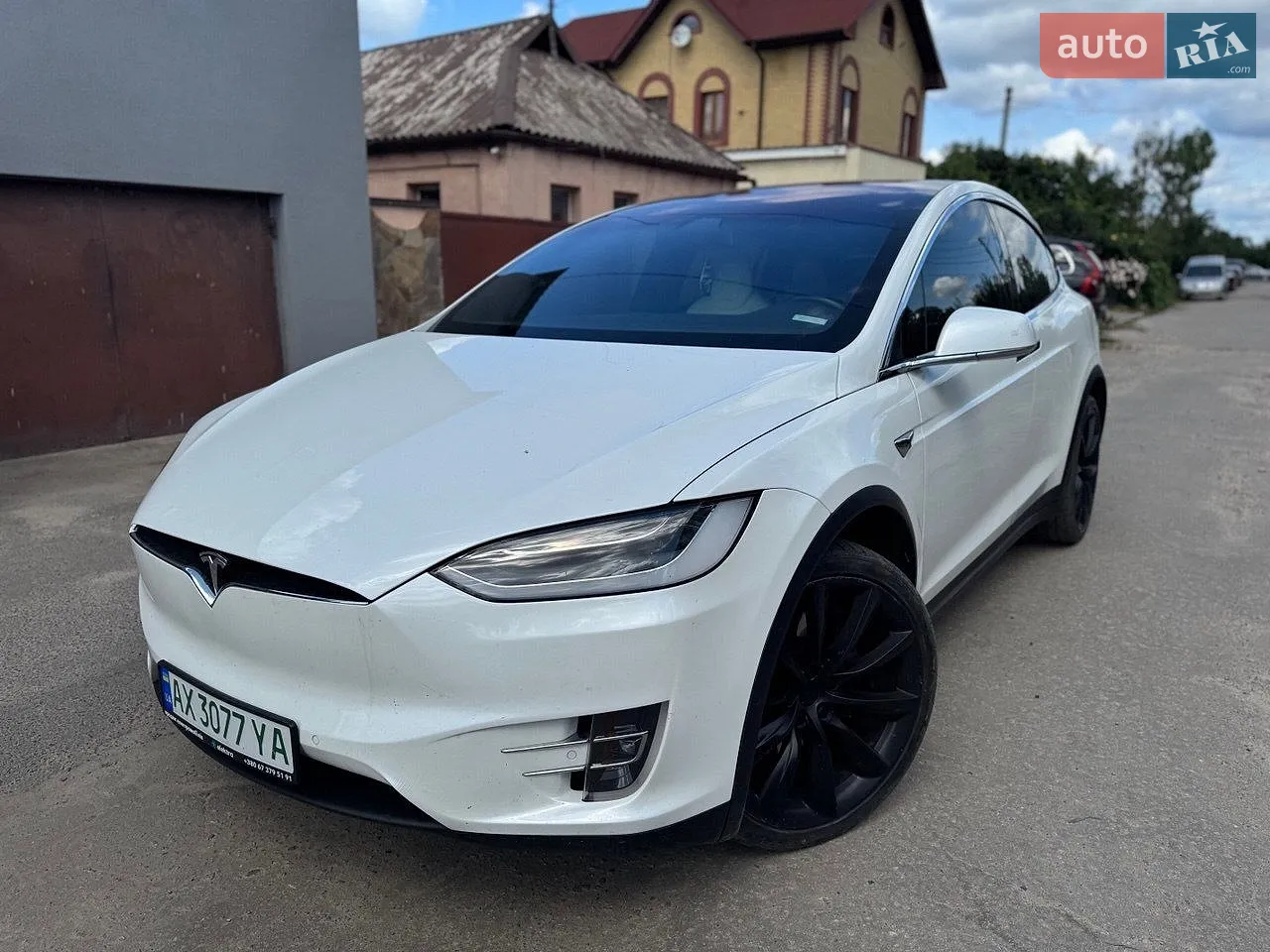 Tesla Model X, 2019