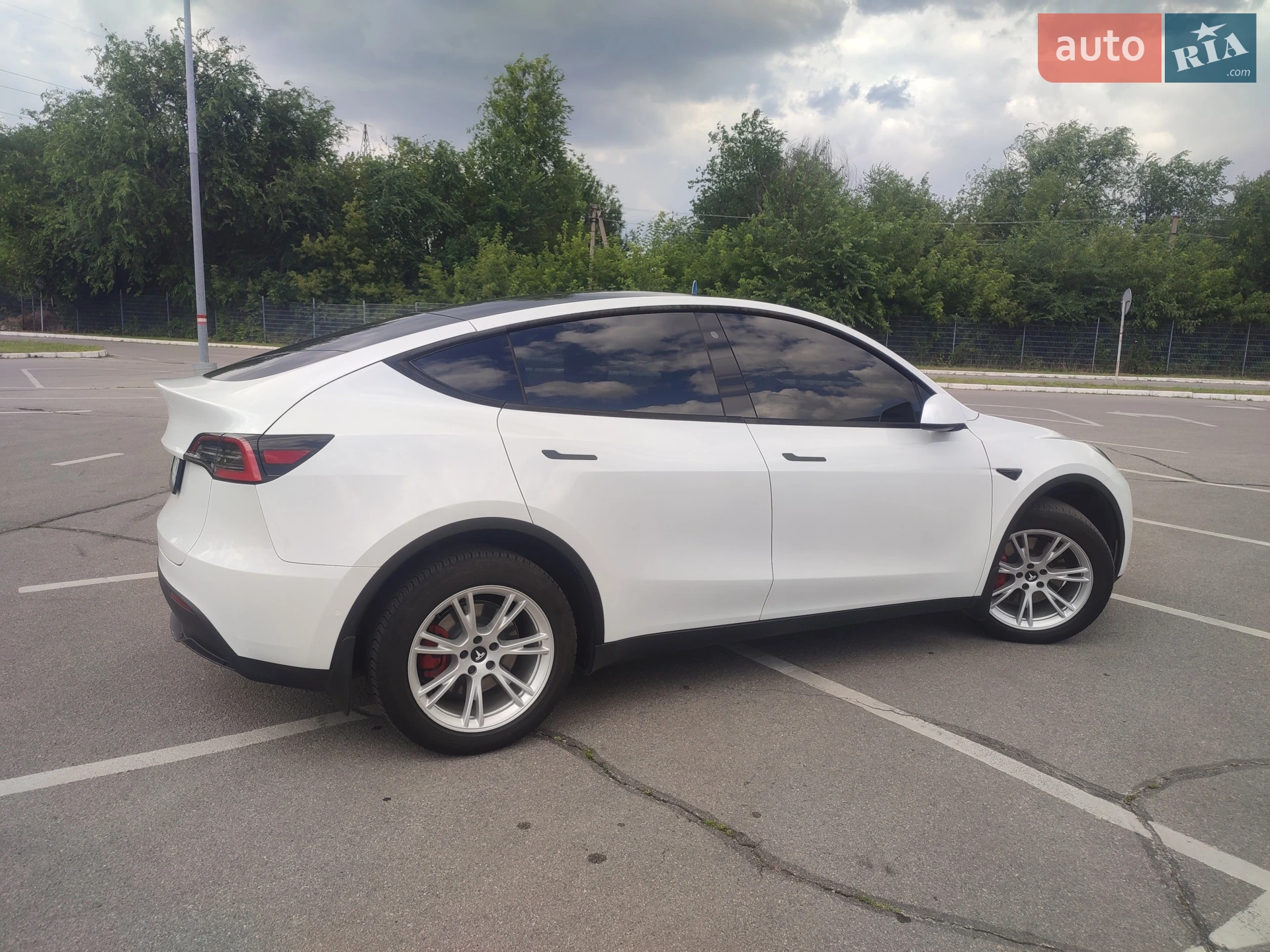 Tesla Model Y, 2020