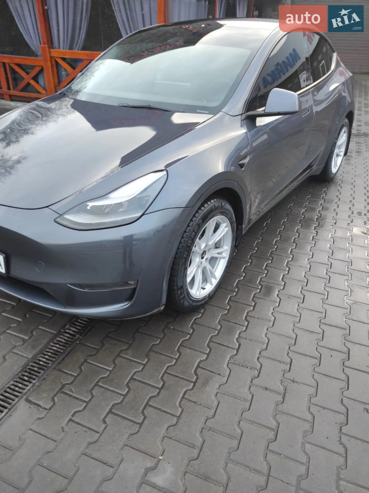 Tesla Model Y, 2023