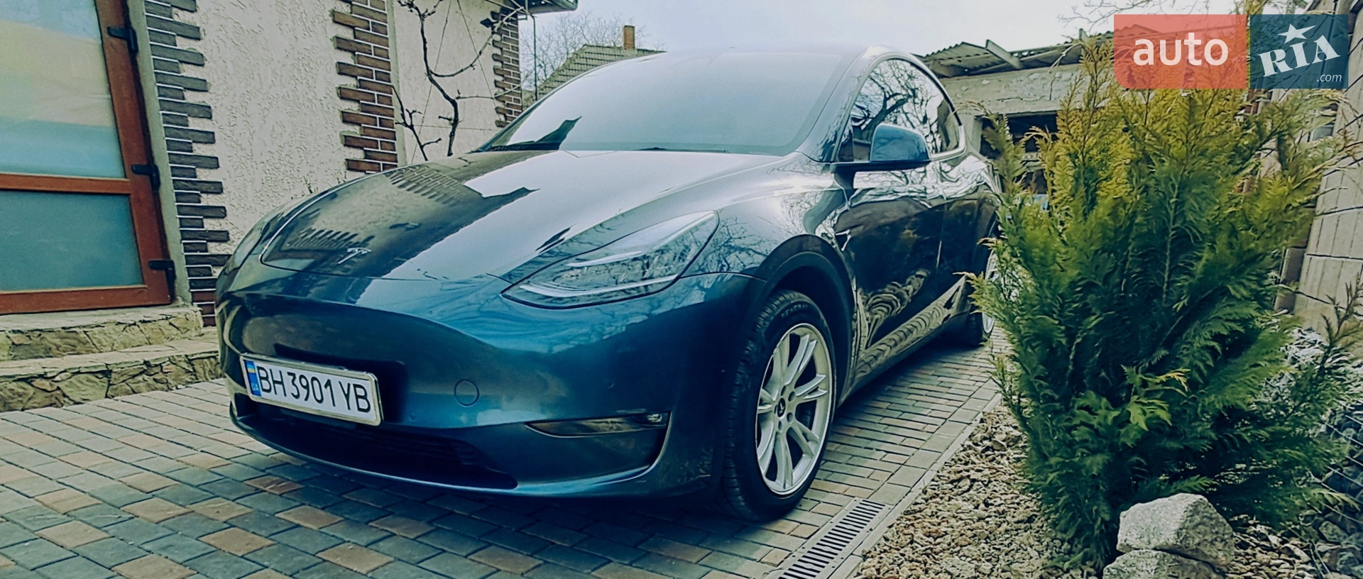Tesla Model Y, 2021