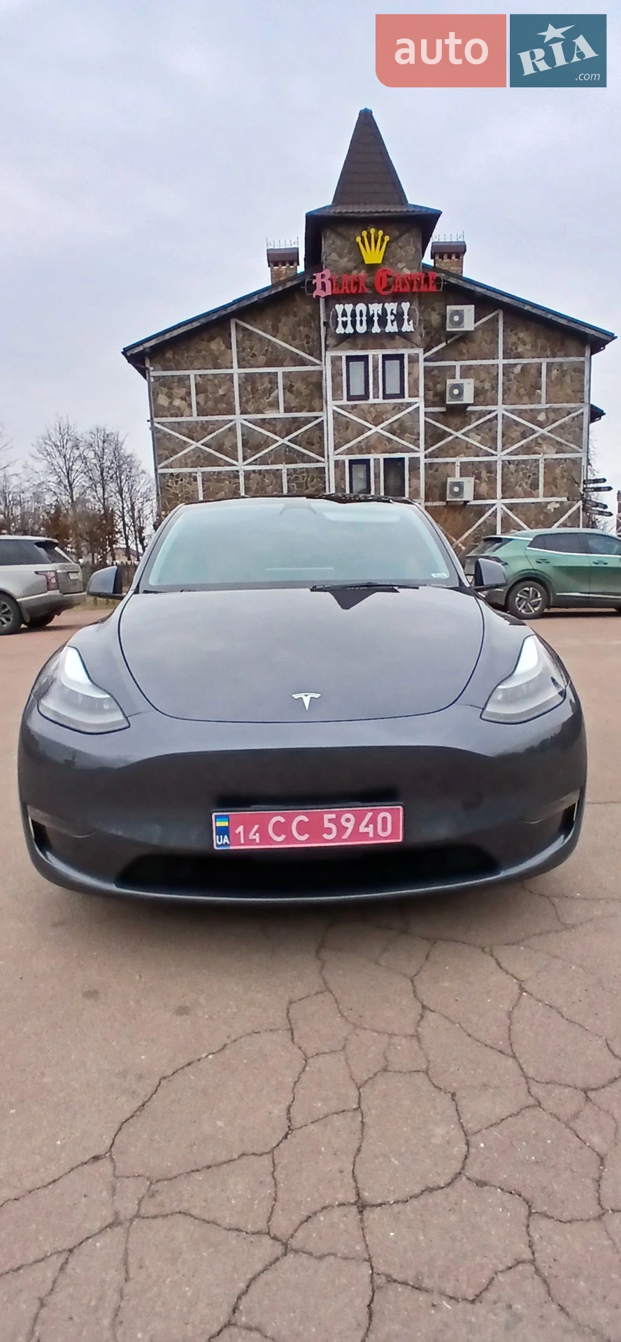 Tesla Model Y, 2022