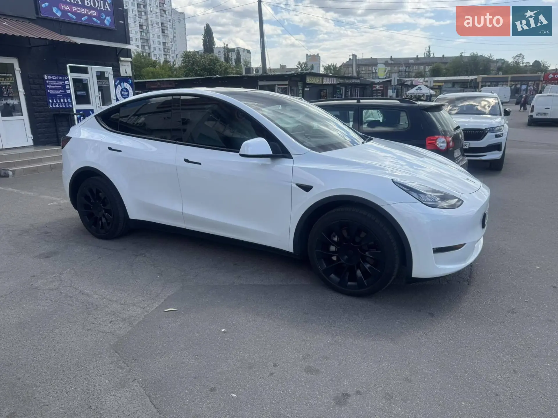 Tesla Model Y, 2022