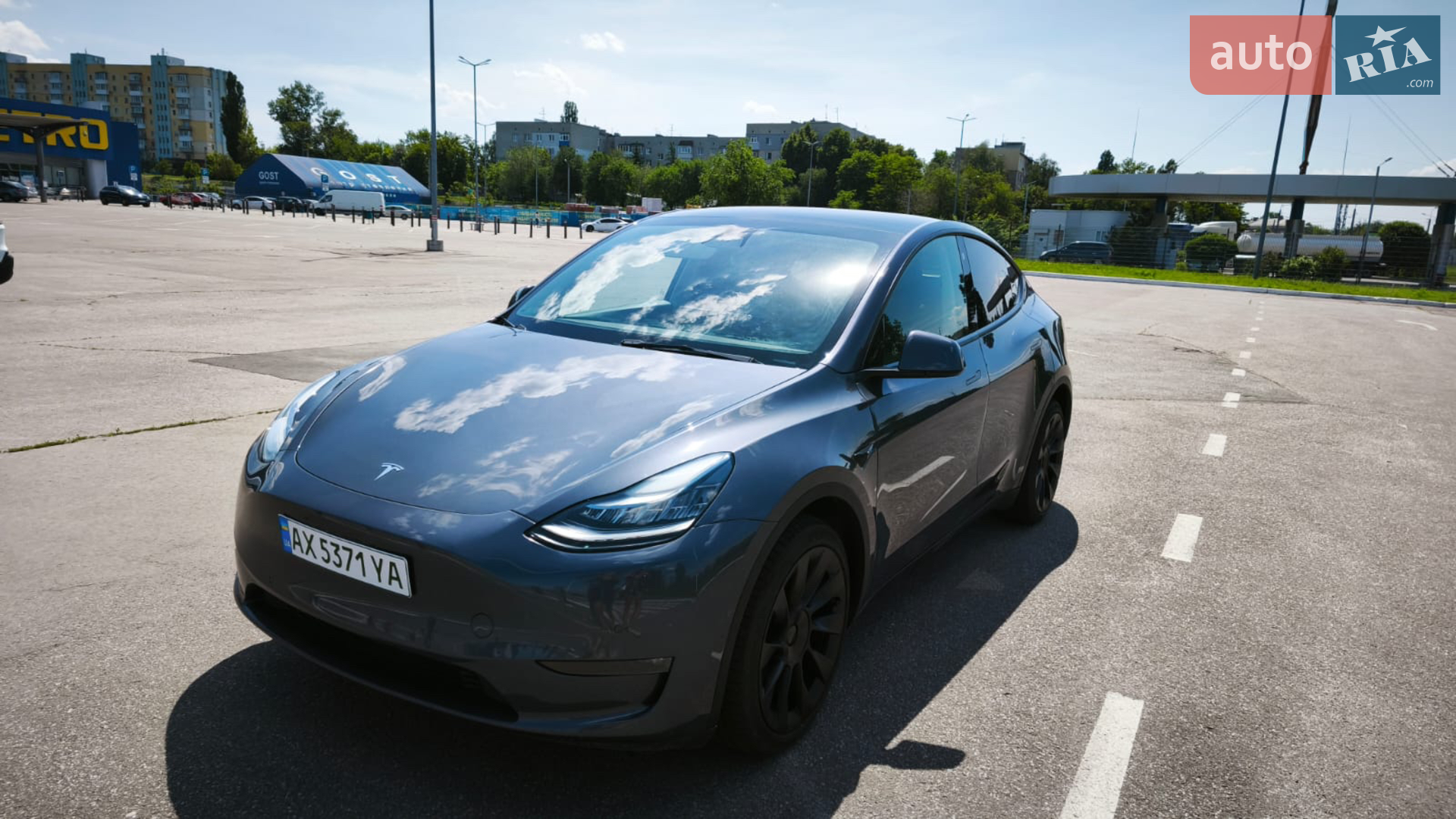 Tesla Model Y, 2022