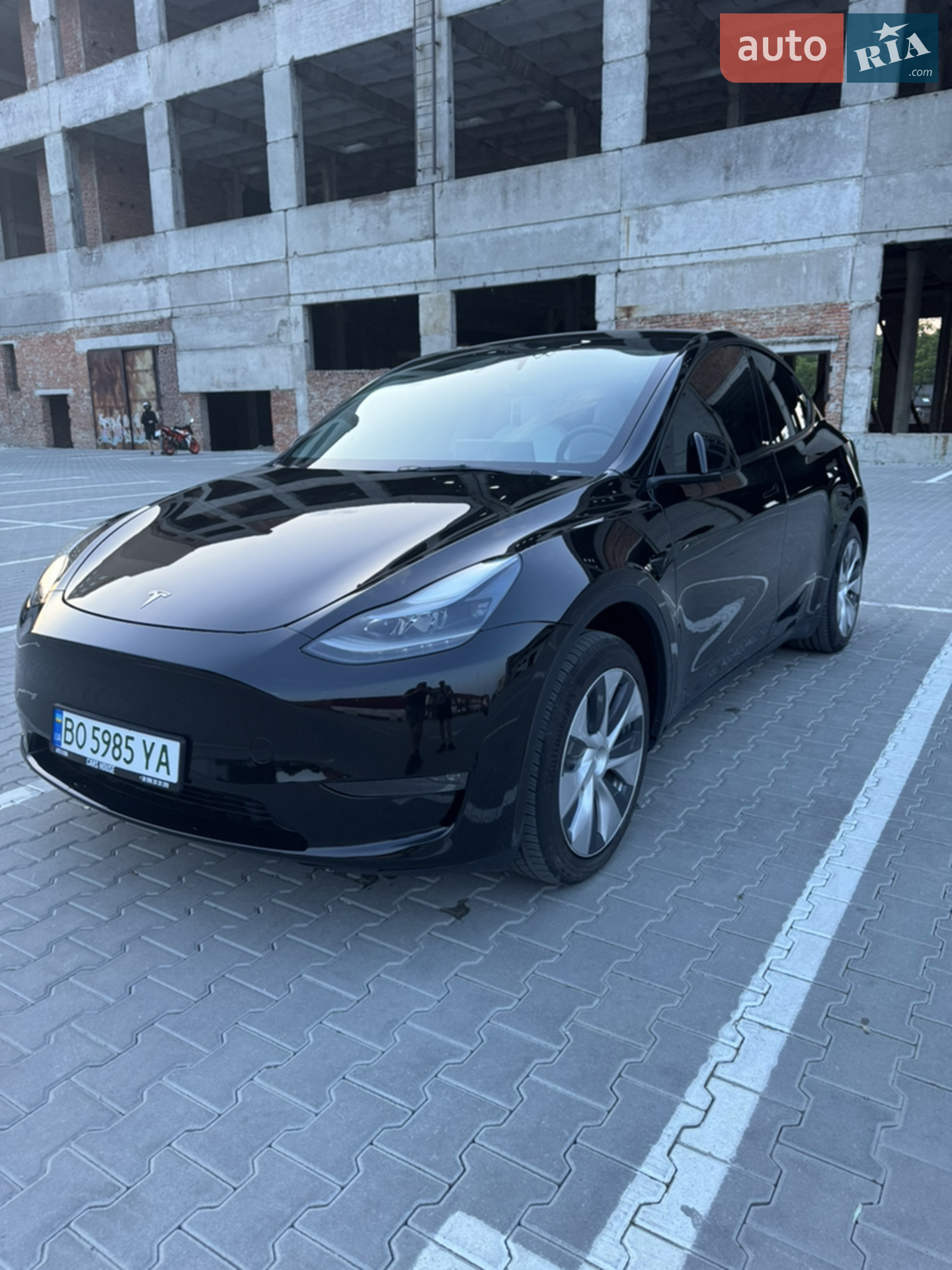 Tesla Model Y, 2023